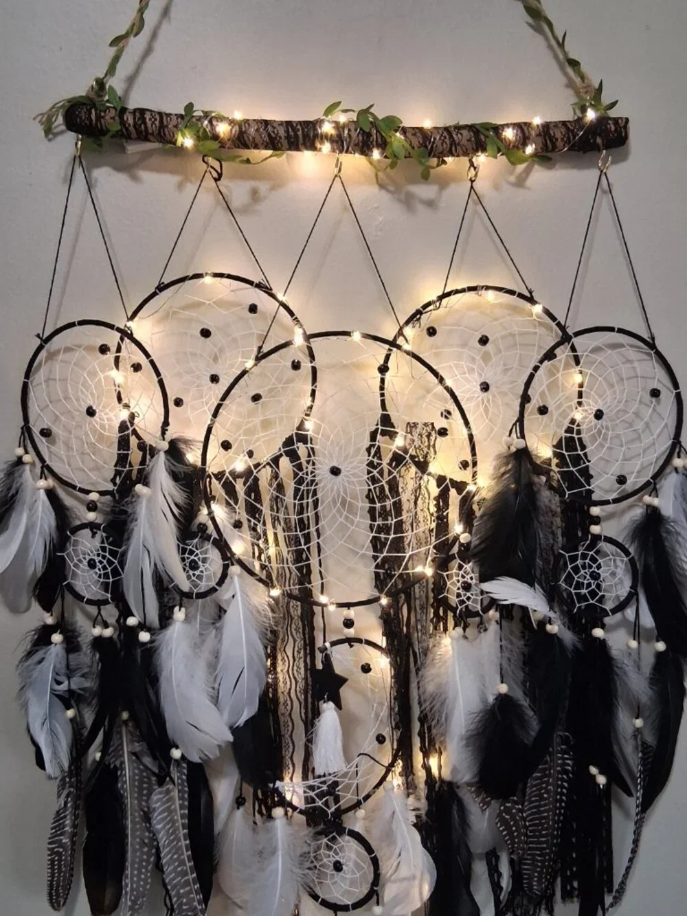 🖤✨ Raven’s Whispering Veil – 5 Ring Dreamcatcher with LED Lights ✨🖤